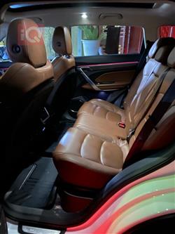 جیلی ئەزکارا